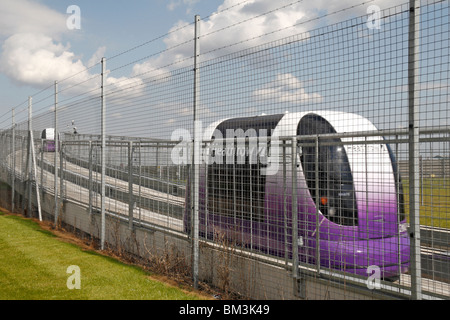 Eine persönliche Rapid Transport (PRT) Pod während der Tests am Flughafen Heathrow, London, UK. Mai 2010 Stockfoto