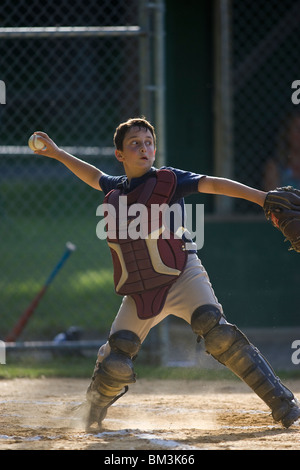 10 Jahre alter Junge Fang während Baseball-Spiel. Stockfoto