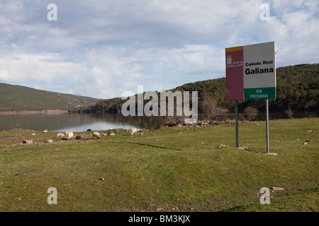 Cuerda del Pozo Dam, Vinuesa, Soria, Spanien / Embalse De La Cuerda del Pozo, Vinuesa, Soria, España Stockfoto