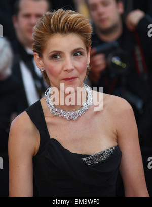 CLOTILDE COURAU DI SAVOIA BIUTIFUL PREMIERE CANNES FILM FESTIVAL 2010 PALAIS DES FESTIVAL CANNES Frankreich 17. Mai 2010 Stockfoto