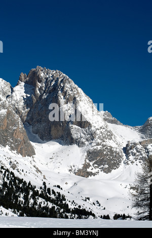 Das Sas DLA-Portal Torkofel der Geisler Geislerspitzen Selva Val Gardena-Dolomiten-Italien Stockfoto