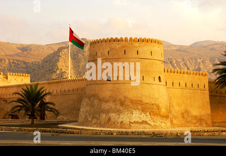 Mittelalterliche Festung von Khasab, Khasab, Halbinsel Musandam, Sultanat von Oman Stockfoto