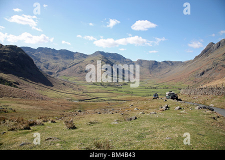 Mit Blick auf die Langdale Fells und Langdale Pikes im Lake District National Park, Cumbria, England Stockfoto