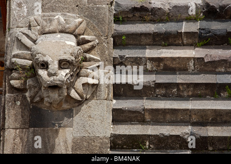 Eine Stein-Skulptur in Quetzalcoatl Tempel in Teotihuacan, Mexiko-Stadt, 19 September, Stockfoto