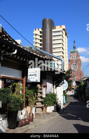 Restaurant, Insadong, Insadong ist berühmt für sein Kunsthandwerk, Seoul, Südkorea, Asien Stockfoto