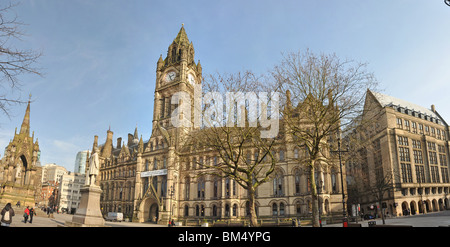 Panoramic erschossen, Albert Square und Rathaus von Manchester, Manchester, England Stockfoto
