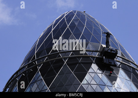 Detail der Spitze der 30 St Mary Axe, The Gherkin, Gebäude, London, England, UK Stockfoto