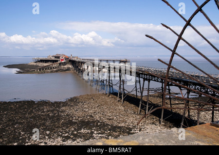 Der heruntergekommen und unsicher Birnbeck Pier in Weston-super-Mare, Somerset UK Stockfoto