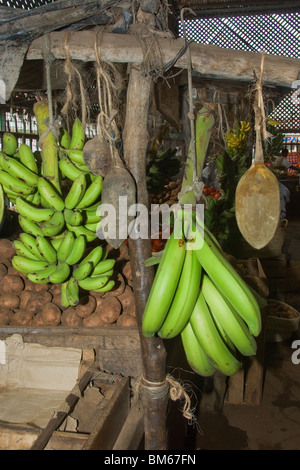 Gemüsemarkt, Bananen, Mombasa, Kenia, Ostafrika Stockfoto