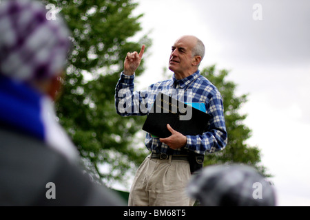 Mann, die Adressierung einer Menschenmenge bei Speakers' Corner im Hyde Park, London Stockfoto