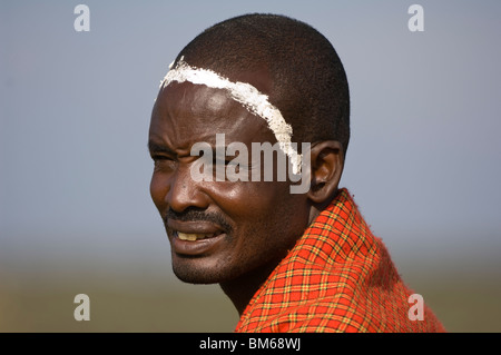 Porträt eines Masai Krieger, Masai Mara, Kenia, Ostafrika Stockfoto