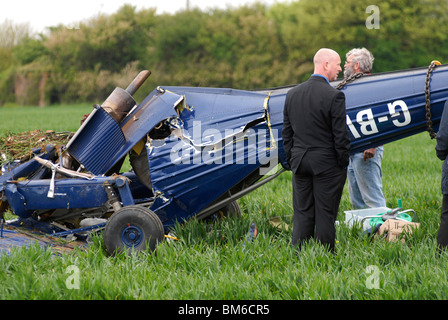 Flugzeug Absturz mit UKIP Kandidat Nigel Farage in Hinton in den Hecken, Northamptonshire, 05.06.2010. Stockfoto