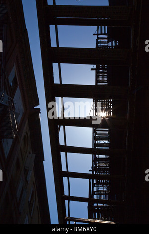 Feuerleiter in Cortlandt Gasse, Tribeca, New York City Stockfoto