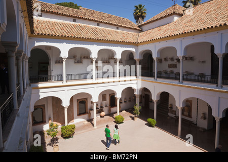 Cordoba, Provinz Córdoba, Spanien.  Archäologische und ethnologische Museum. Stockfoto