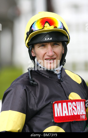 PJ MCDONALD JOCKEY JOCKEY YORK RACECOURSE YORK ENGLAND 12. Mai 2010 Stockfoto