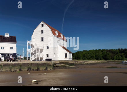 Gezeiten-Mühle bei Woodbridge am Fluss Deben Stockfoto