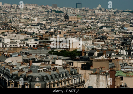 Skyline Paris, Frankreich, Stadtbild, Luftblick vom Arc de Triomphe, Blick nach Norden auf Montmartre, Sacre Coeur Kirche Stockfoto