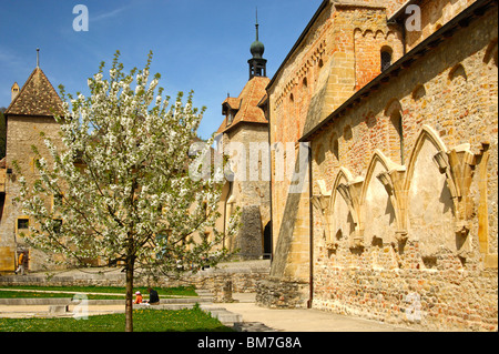 Schweiz: Abtei Saint Pierre-et-Saint-Paul, Kanton Waadt, Abtei von Romainmôtier Stockfoto