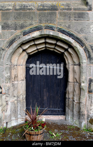 Tür, St. Leonard Kirche Ryton-auf-Dunsmore, Warwickshire, England, Vereinigtes Königreich Stockfoto