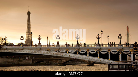 Paris (75): die Brücke "Pont Alexandre III" Stockfoto