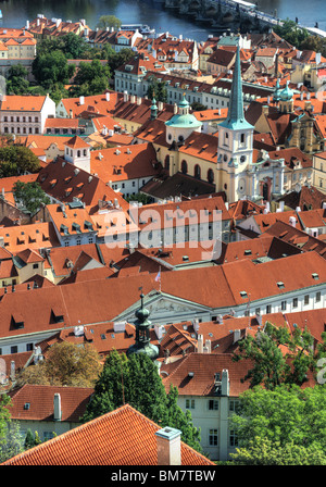 Vogel-Auge Ansicht des historischen Zentrum von Prag Stockfoto