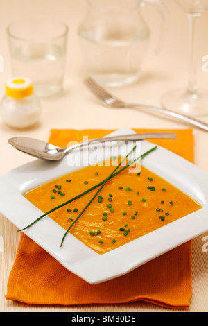 Kürbis-Lauch-Suppe. Rezept zur Verfügung. Stockfoto