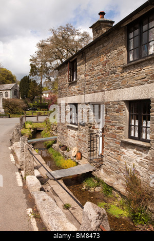 England, Cornwall, Altarnun, krumm Schornstein Cottage Stockfoto