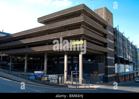 Eine Multi-Geschichte National Car Park (NCP) in Nottingham, England UK Stockfoto