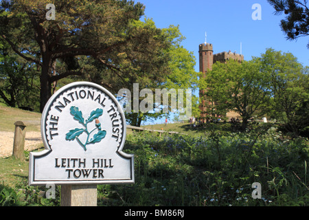 Leith Hill Tower (von PRW), höchster Punkt in Süd-Ost-England bei 294 Metern (965), North Downs in der Nähe von Dorking, Surrey. Stockfoto