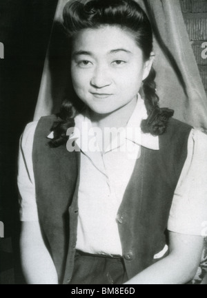 TOKYO ROSE - Iva Toguri war der berühmteste von mehreren Dutzend Englisch sprechenden weiblichen Sendern der japanischen Propaganda im 2. Weltkrieg Stockfoto