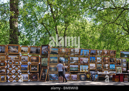 Kunst zeigt außerhalb Green Park, Westminster, London, England, Vereinigtes Königreich Stockfoto