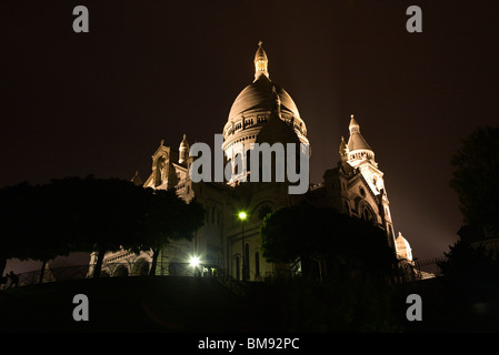 Frankreich, Paris, Montmartre, Blick auf Sacre Coeur in der Nacht Stockfoto