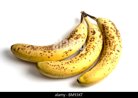 drei verdorbene Bananen isoliert auf weißem Hintergrund Stockfoto