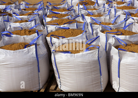 Sandsack-weißen Sand BigBag Säcke auf Steinbruch Stockfoto