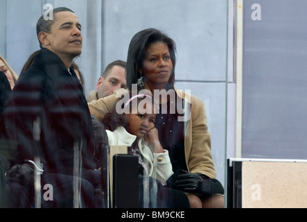 Besuchen Sie Präsident - Elect Barack Obama, Michelle Obama und Töchter Sasha und Malia die wir sind ein Konzert. Stockfoto