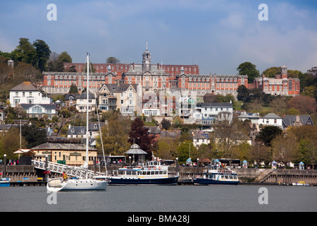 Großbritannien, England, Devon, Dartmouth, Britannia Royal Naval College auf Hügel über dem Fluss Dart Stockfoto