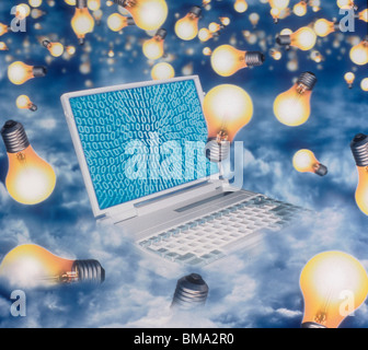 Laptop-Computer mit Glühbirnen. Stockfoto