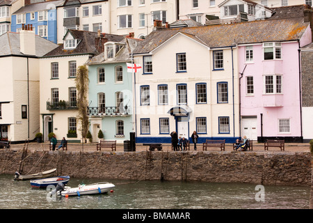 Großbritannien, England, Devon, Dartmouth, Bayard Bucht kleine Boote vertäut am Kai Stockfoto