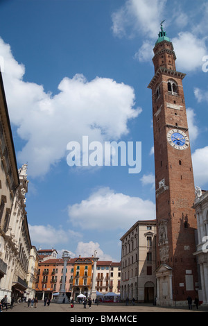 Turm der Basilika Palladiana in Piazza dei Signori Vicenza Veneto Italien Stockfoto