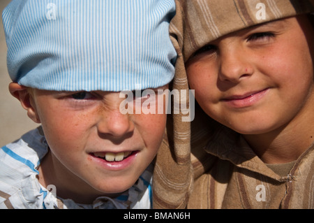 Riogordo Malaga Andalusien Spanien Ostern Passion Play Jungdarsteller Doppelporträt Stockfoto