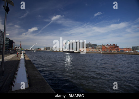 Die Konferenz Center (oder CCD) auf den North Quays des Flusses Liffey in Dublin, Irland wie aus dem Süden Docks gesehen Stockfoto