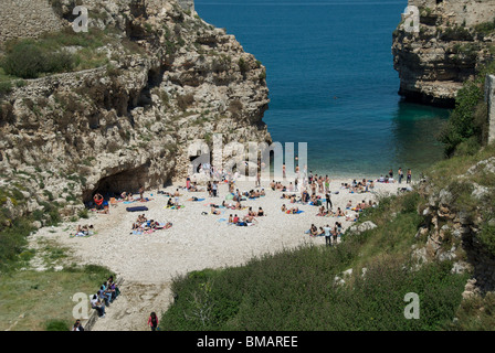 Der Strand von Polignano al Mare, in der Nähe von Bari, Apulien, Italien Stockfoto