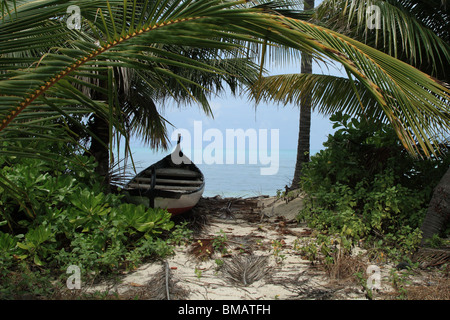 Boot am Strand von Bangaram Island Resort, Lakshadweep Inseln, Kerala, Indien Stockfoto