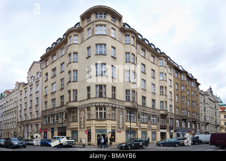 Detail der Fassade des Appartementhaus, 9 Kaprova Street, Prag, Tschechische Republik Stockfoto