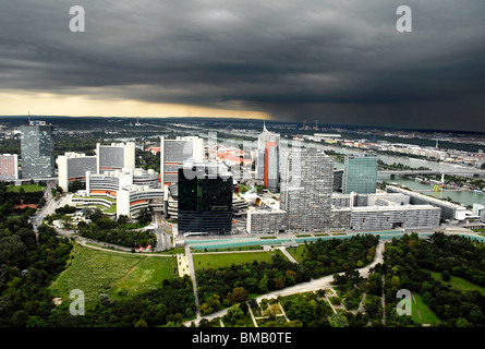 Der UNO-City in Wien – der drittgrößte United Nation Bürokomplex in der Welt. Stockfoto