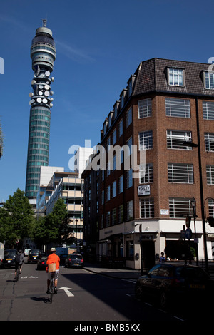 Die British Telecom BT Tower im Zentrum von London. Ein Wahrzeichen ist der Turm liegt bei 60 Cleveland Street, Fitzrovia. Stockfoto