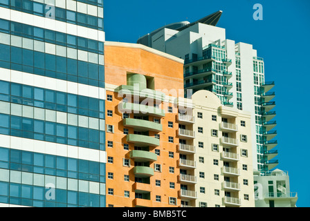 Brickell Avenue Finanzviertel Bürotürme und Eigentumswohnungen in Miami, Florida, USA Stockfoto