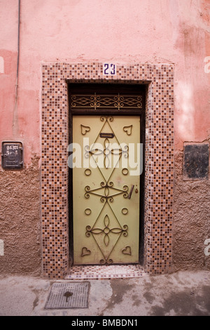 Tür-Detail in der Medina, Marrakesch, Marokko, Nordafrika Stockfoto