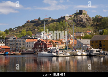 Norwegen Østfold Halden Hafen & Fredriksten Festung Stockfoto