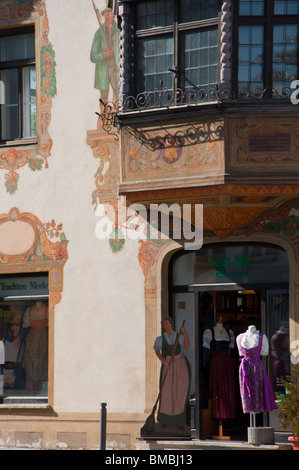 Bayerische Tracht Shop, Deutschland Stockfoto